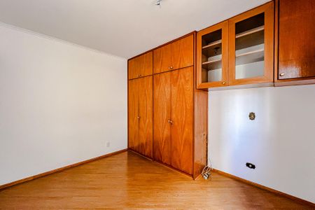 Apartamento à venda com 240m², 4 quartos e 4 vagasQuarto 2