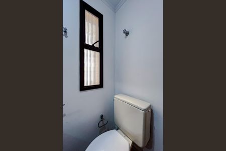 Apartamento à venda com 240m², 4 quartos e 4 vagasLavabo