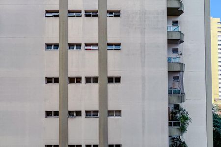 Apartamento à venda com 240m², 4 quartos e 4 vagasVista do Quarto 1