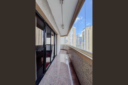 Apartamento à venda com 240m², 4 quartos e 4 vagasVaranda da Sala