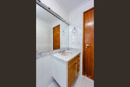 Apartamento à venda com 240m², 4 quartos e 4 vagasBanheiro