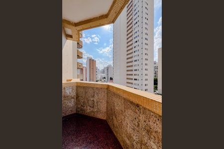 Apartamento à venda com 240m², 4 quartos e 4 vagasVaranda da Suíte