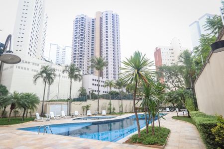 Apartamento à venda com 103m², 3 quartos e 2 vagasÁrea comum - Piscina