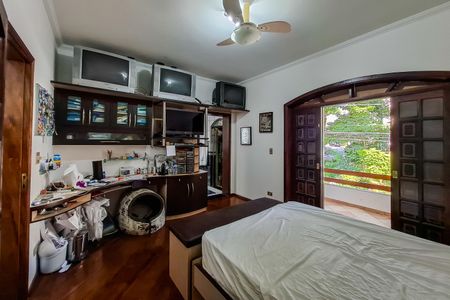 Casa para alugar com 360m², 4 quartos e 4 vagas Casa para alugar com 360m², 4 quartos e 4 vagasQuarto