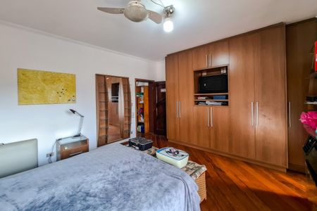 Casa para alugar com 360m², 4 quartos e 4 vagas Casa para alugar com 360m², 4 quartos e 4 vagasQuarto 3