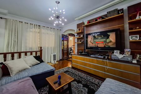 Casa para alugar com 360m², 4 quartos e 4 vagas Casa para alugar com 360m², 4 quartos e 4 vagasSala