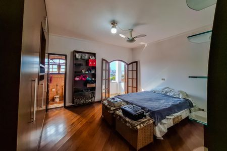 Casa para alugar com 360m², 4 quartos e 4 vagas Casa para alugar com 360m², 4 quartos e 4 vagasQuarto 3