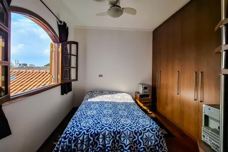 Casa para alugar com 360m², 4 quartos e 4 vagas Casa para alugar com 360m², 4 quartos e 4 vagasQuarto 2