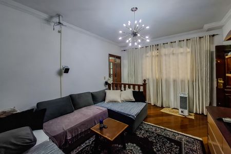 Casa para alugar com 360m², 4 quartos e 4 vagas Casa para alugar com 360m², 4 quartos e 4 vagasSala