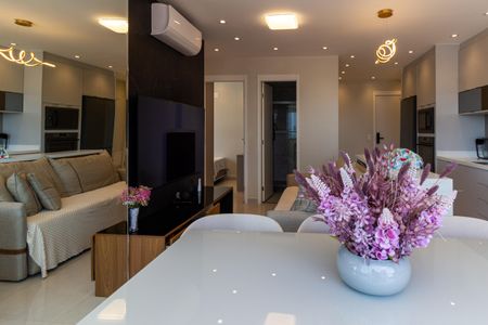 Apartamento à venda com 53m², 2 quartos e 1 vagaSala