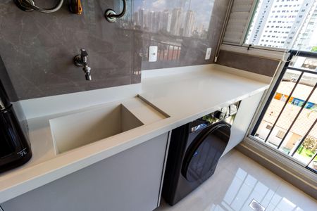 Apartamento à venda com 53m², 2 quartos e 1 vagaCozinha e Área de Serviço