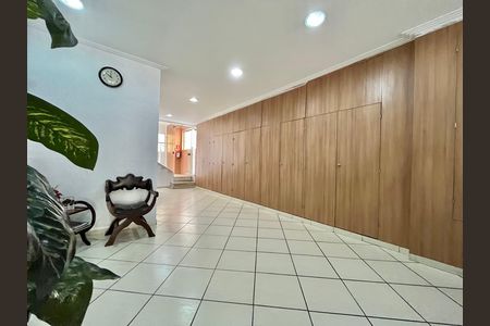 Apartamento para alugar com 80m², 2 quartos e 1 vaga Apartamento para alugar com 80m², 2 quartos e 1 vagaHall de entrada