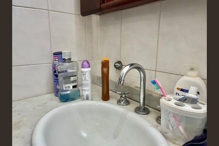 Apartamento para alugar com 80m², 2 quartos e 1 vaga Apartamento para alugar com 80m², 2 quartos e 1 vagaBanheiro