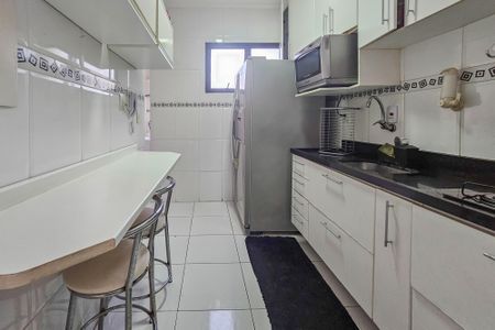 Apartamento para alugar com 66m², 2 quartos e 2 vagasCozinha