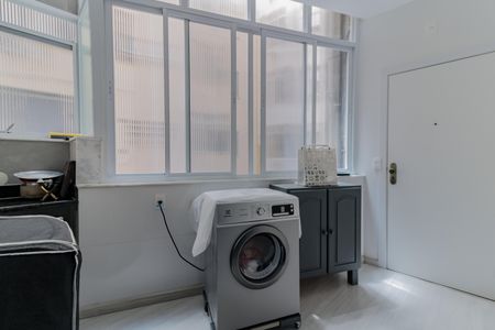 Apartamento à venda com 114m², 3 quartos e 1 vagaÁrea de Serviço