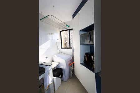 Apartamento para alugar com 56m², 2 quartos e 1 vaga Apartamento para alugar com 56m², 2 quartos e 1 vagaÁrea de Serviço