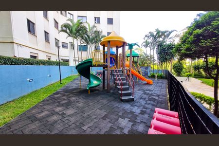 Apartamento para alugar com 56m², 2 quartos e 1 vaga Apartamento para alugar com 56m², 2 quartos e 1 vagaÁrea comum - Playground