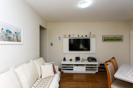 Apartamento para alugar com 56m², 2 quartos e 1 vaga Apartamento para alugar com 56m², 2 quartos e 1 vagaSala