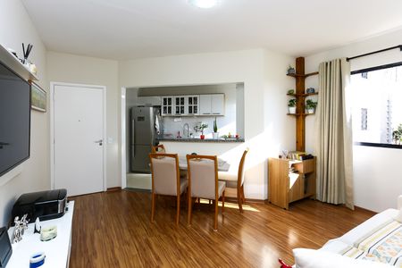 Apartamento para alugar com 56m², 2 quartos e 1 vaga Apartamento para alugar com 56m², 2 quartos e 1 vagaSala