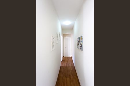 Apartamento para alugar com 56m², 2 quartos e 1 vaga Apartamento para alugar com 56m², 2 quartos e 1 vagacorredor