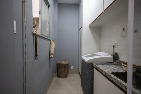 Apartamento à venda com 58m², 2 quartos e sem vaga Apartamento à venda com 58m², 2 quartos e sem vagaÁrea de Serviço