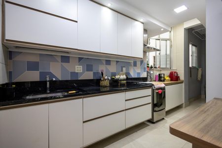 Apartamento à venda com 58m², 2 quartos e sem vaga Apartamento à venda com 58m², 2 quartos e sem vagaCozinha