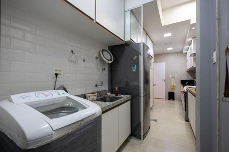 Apartamento à venda com 58m², 2 quartos e sem vaga Apartamento à venda com 58m², 2 quartos e sem vagaÁrea de Serviço