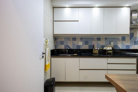 Apartamento à venda com 58m², 2 quartos e sem vaga Apartamento à venda com 58m², 2 quartos e sem vagaCozinha