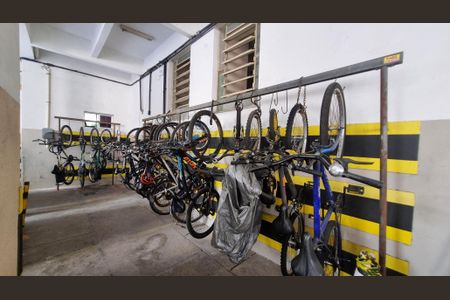 Apartamento à venda com 58m², 2 quartos e sem vaga Apartamento à venda com 58m², 2 quartos e sem vagaÁrea comum - Bicicletário
