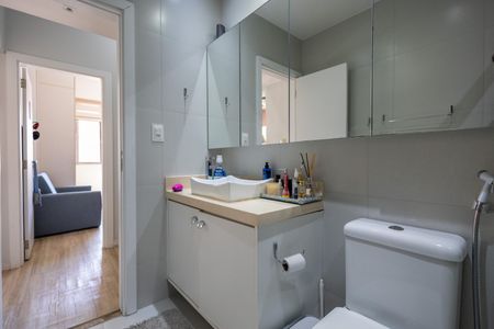 Apartamento à venda com 58m², 2 quartos e sem vaga Apartamento à venda com 58m², 2 quartos e sem vagaBanheiro