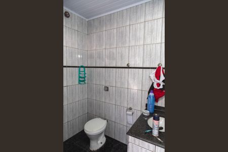 Casa à venda com 200m², 2 quartos e 2 vagas Casa à venda com 200m², 2 quartos e 2 vagasBanheiro 2