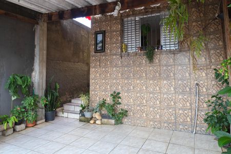 Casa à venda com 200m², 2 quartos e 2 vagas Casa à venda com 200m², 2 quartos e 2 vagasGaragem