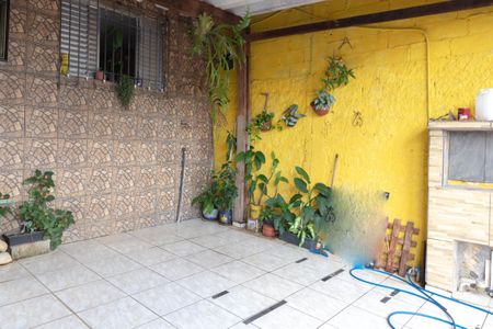 Casa à venda com 200m², 2 quartos e 2 vagas Casa à venda com 200m², 2 quartos e 2 vagasGaragem