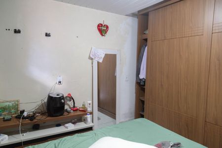 Casa à venda com 200m², 2 quartos e 2 vagas Casa à venda com 200m², 2 quartos e 2 vagasQuarto 2