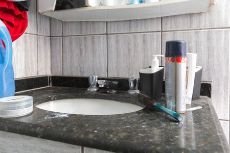 Casa à venda com 200m², 2 quartos e 2 vagas Casa à venda com 200m², 2 quartos e 2 vagasBanheiro 2