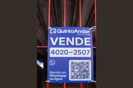 Casa à venda com 200m², 2 quartos e 2 vagas Casa à venda com 200m², 2 quartos e 2 vagasPlaca