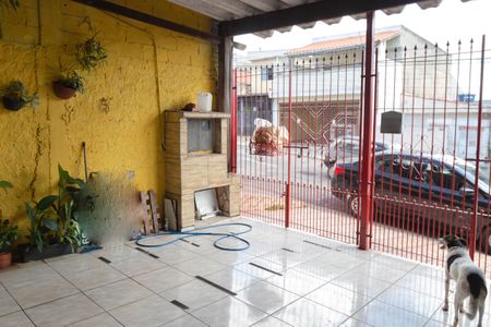 Casa à venda com 200m², 2 quartos e 2 vagas Casa à venda com 200m², 2 quartos e 2 vagasGaragem