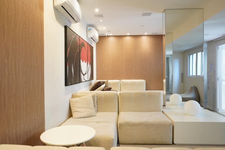 Apartamento à venda com 55m², 2 quartos e 1 vagaÁrea comum