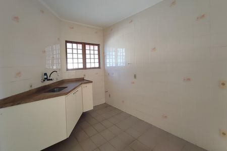 Casa à venda com 220m², 4 quartos e 2 vagasCozinha
