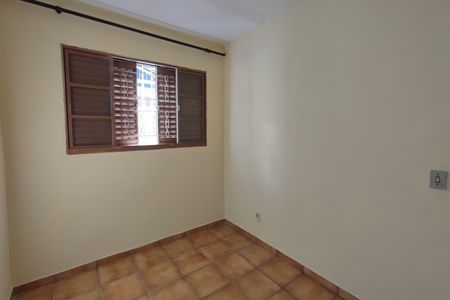 Casa à venda com 220m², 4 quartos e 2 vagasQuarto 3