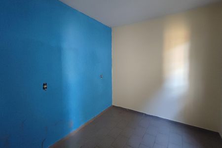 Casa à venda com 220m², 4 quartos e 2 vagasEdícula - Sala