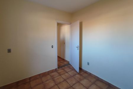 Casa à venda com 220m², 4 quartos e 2 vagasEdícula - Quarto