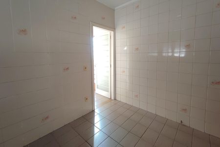 Casa à venda com 220m², 4 quartos e 2 vagasCozinha