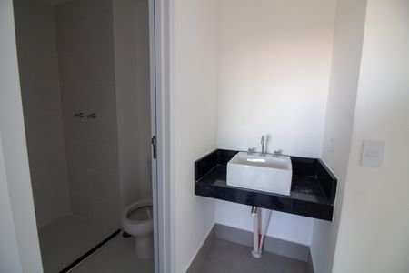 Apartamento à venda com 51m², 2 quartos e 1 vaga Apartamento à venda com 51m², 2 quartos e 1 vagaBanheiro