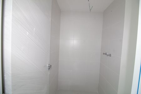 Apartamento à venda com 51m², 2 quartos e 1 vaga Apartamento à venda com 51m², 2 quartos e 1 vagaBanheiro
