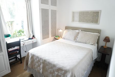 Casa à venda com 320m², 3 quartos e 2 vagasQuarto 1