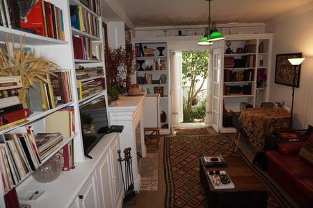 Casa à venda com 320m², 3 quartos e 2 vagasSala