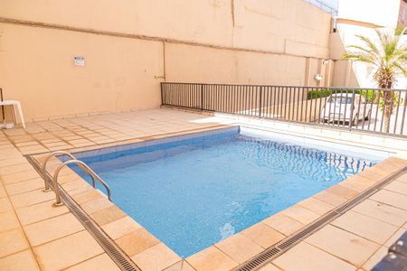 Apartamento à venda com 60m², 2 quartos e 1 vaga Apartamento à venda com 60m², 2 quartos e 1 vagaPiscina