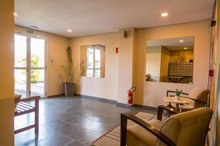 Apartamento à venda com 60m², 2 quartos e 1 vaga Apartamento à venda com 60m², 2 quartos e 1 vagaHall Social