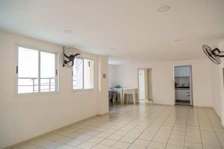 Apartamento à venda com 60m², 2 quartos e 1 vaga Apartamento à venda com 60m², 2 quartos e 1 vagaÁrea comum - Salão de festas